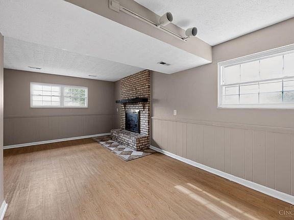 4th image of 253 Greenwell Ave