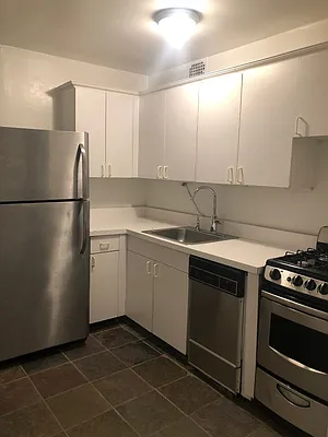 Rented by Immac Realty | media 31