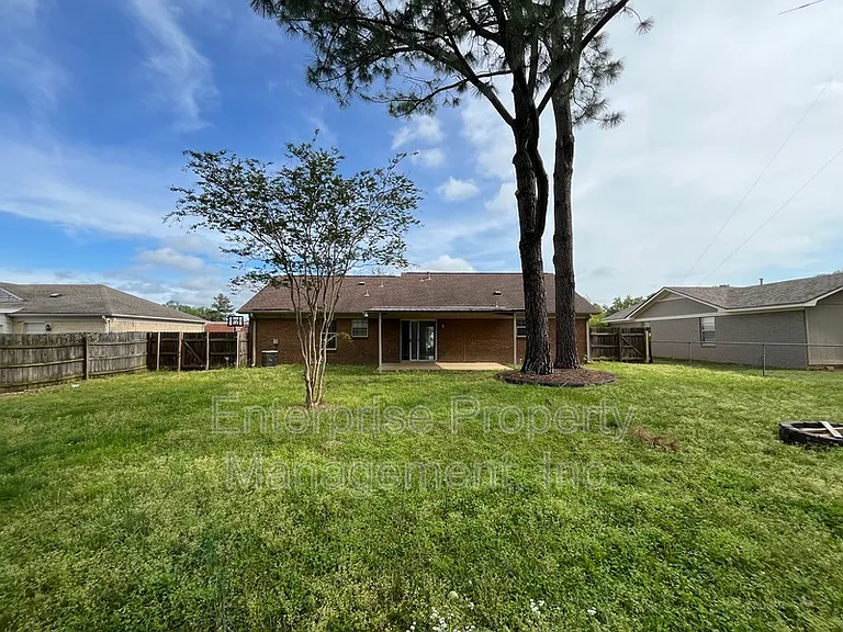6967 Dawnhill Rd — Photo 25