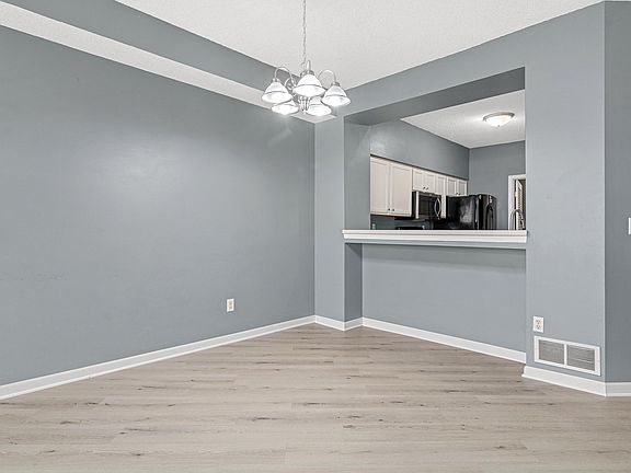 5th image of 11676 Langford Cir #804