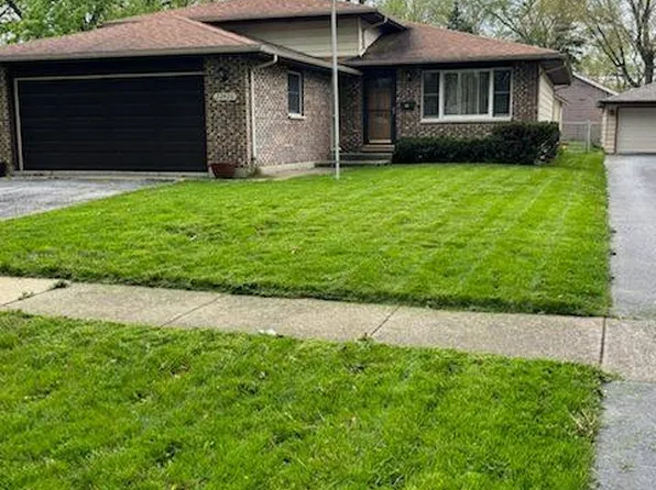 22426 Lawndale Ave, Richton Park, IL 60471