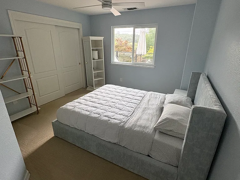 4801 Lexington Cir — Photo 9