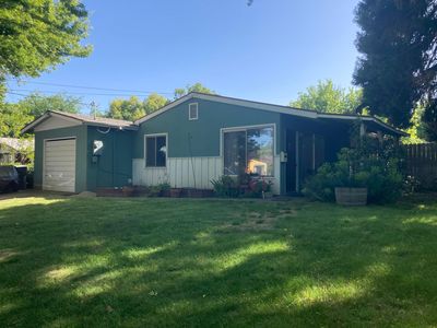 2156 Washington Ave, Redding, CA, 96001