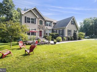 1726 Clarion Ln, Upper Black Eddy, PA 18972