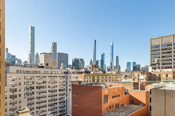 Sold by Compass | media 3