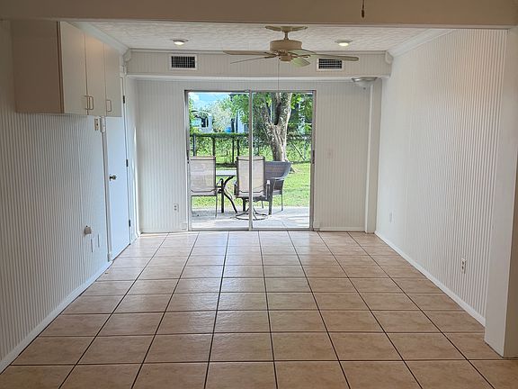 3rd image of 8314 Trillium Rd