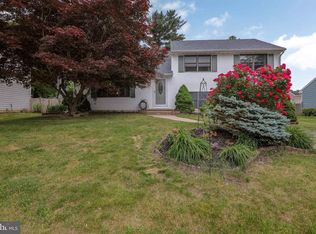 106 Tarlton Ct, Delran, NJ 08075