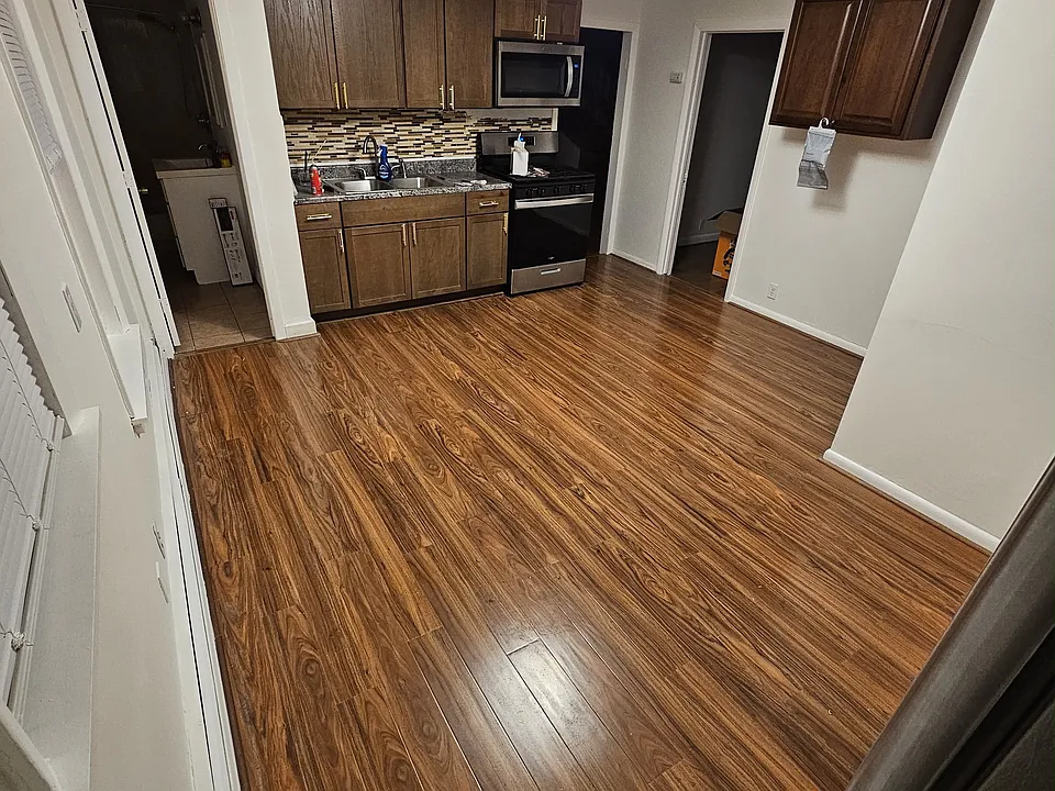88 Vine St #2