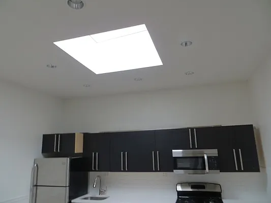 Rented by Tapiro Realty | media 3