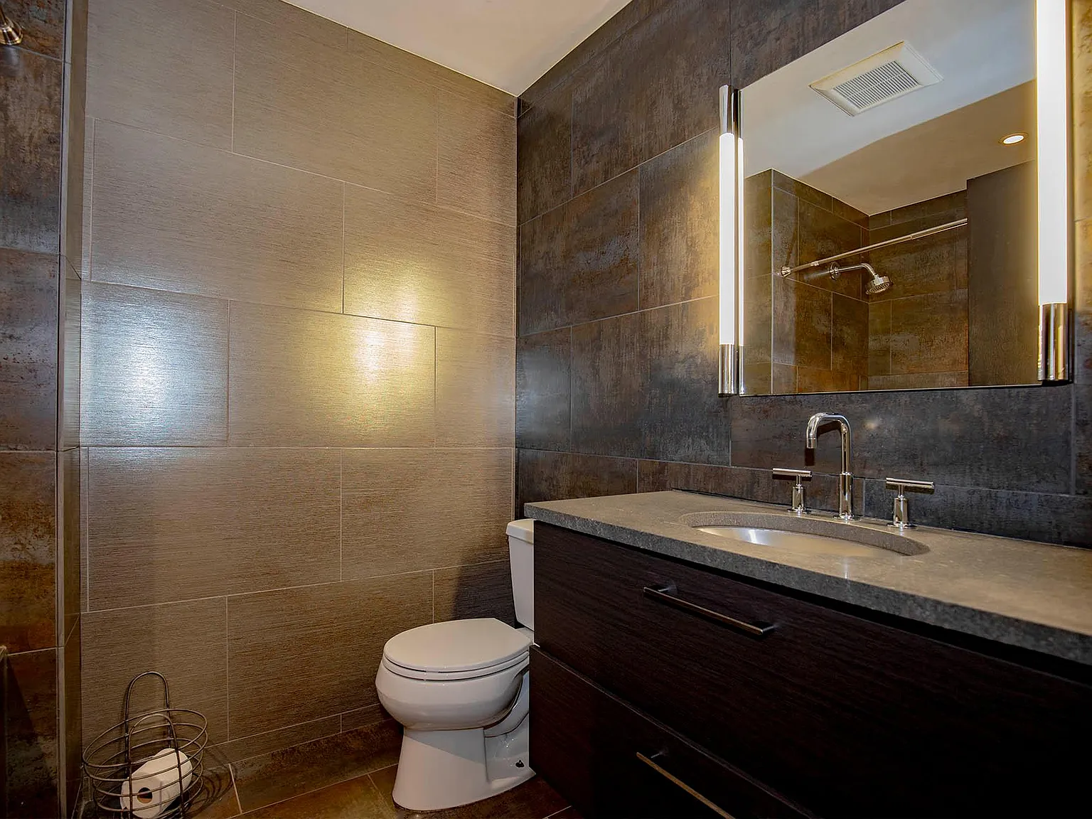 3 bed, 1740 sqft, $5,900 — Photo 4