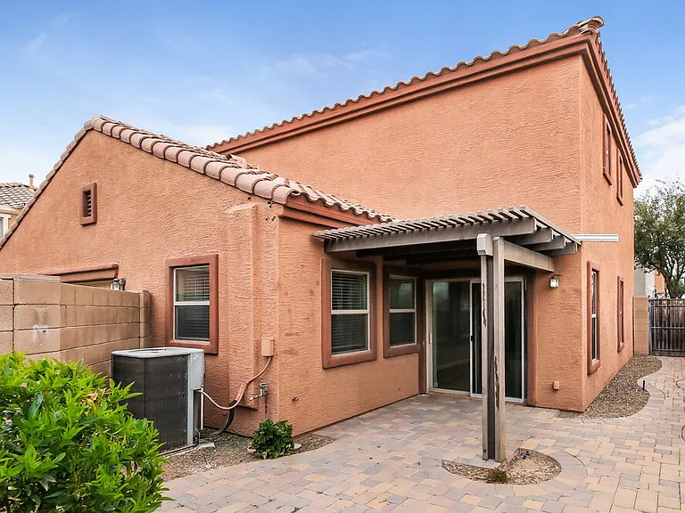 2707 E Bart St — Photo 19