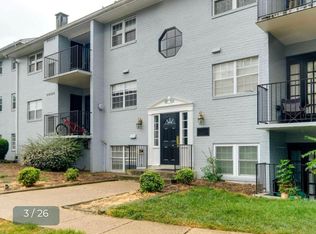 7094 Spring Garden Dr APT 201, Springfield, VA 22150