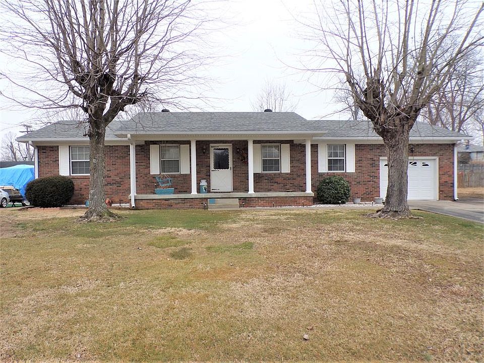 1st image of 973 Arrowhead Dr