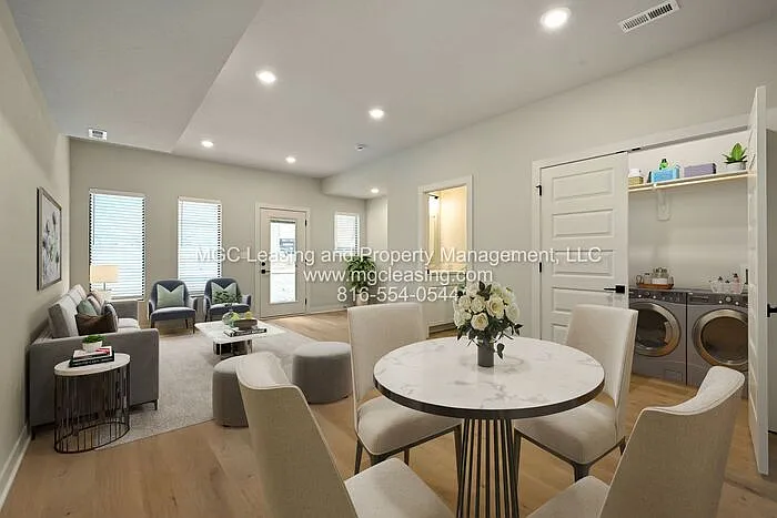 227 Sumac Rd — Photo 3