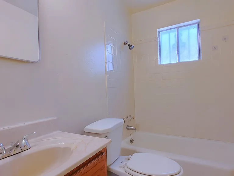 532 Chama St SE — Photo 6