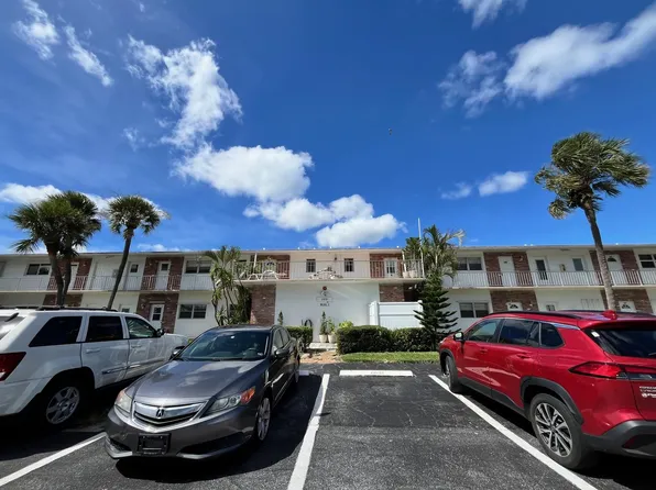 2851 E Golf Boulevard #105, Pompano Beach, FL 33064