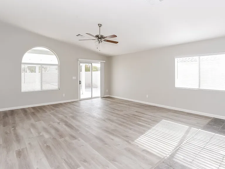 5232 Painted Pebble St — Photo 3