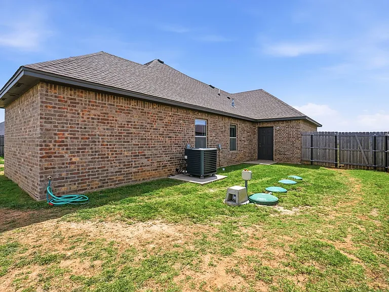 4254 Mesa Dr — Photo 31