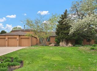 8S660 Wayewood Ln, Naperville, IL 60565