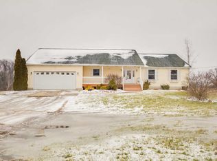 420 W Church Rd, Morrice, MI 48857