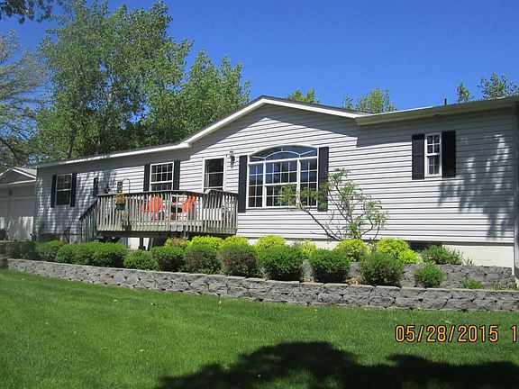 5th image of 20601 Oakwood Dr