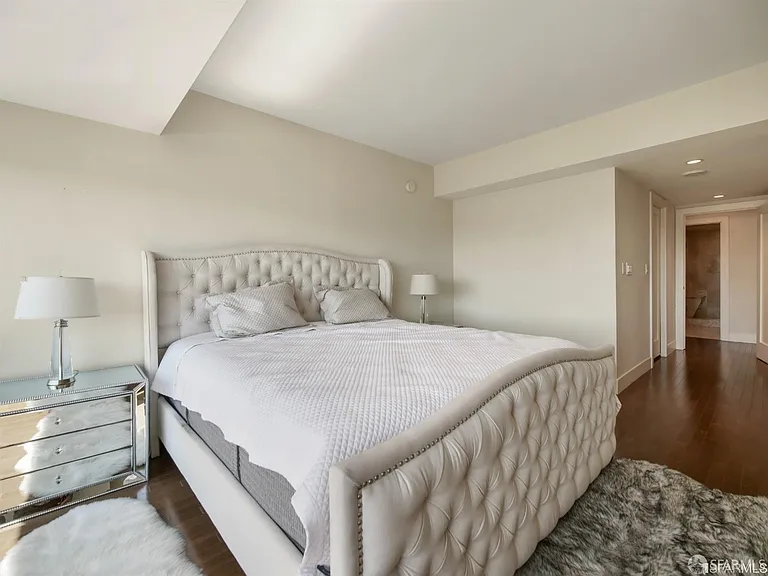 1177 California St #312 — Photo 18