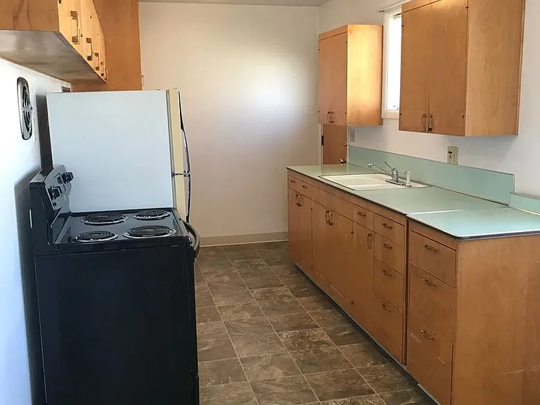1805 N Harrison Blvd — Photo 5