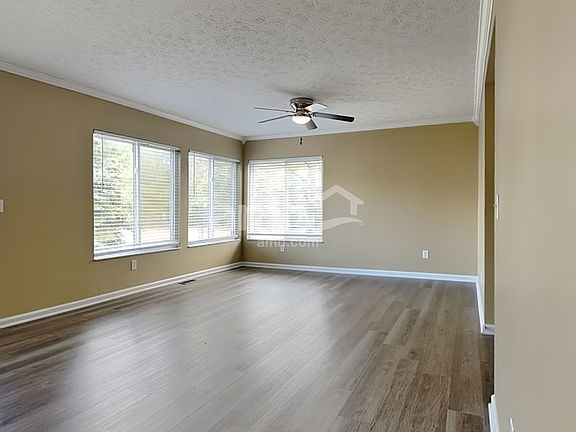 5th image of 9865 Whispering Pine Dr