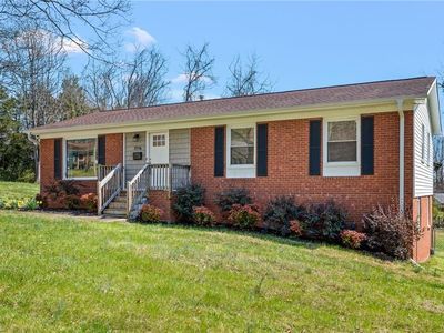 1716 Camden Rd, Winston Salem, NC, 27103