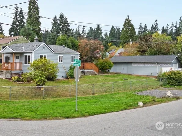 5514 Lowell Road, Everett, WA 98203