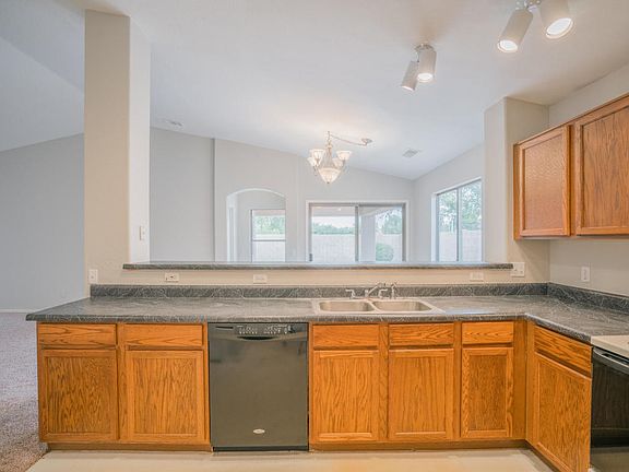 4th image of 12910 W Scotts Dr