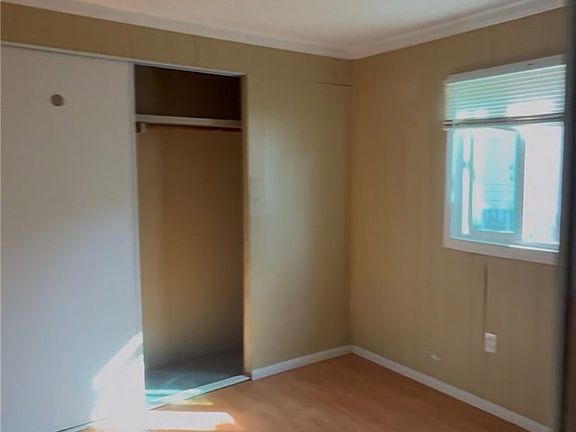 4th image of 1011 W La Cadena Dr Space 30
