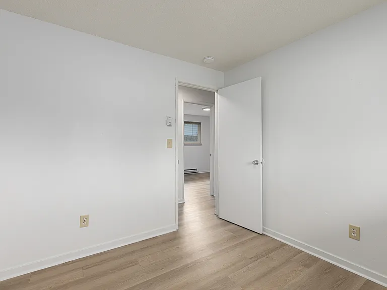 Timberwood Apartments — Photo 38