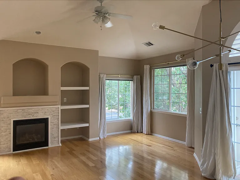 1381 Carlyle Park Cir — Photo 2