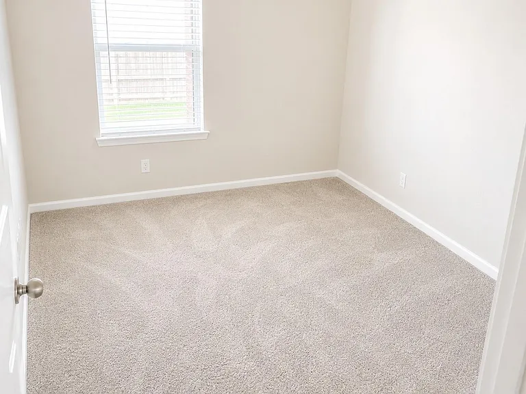 114 Sendero Dr — Photo 9
