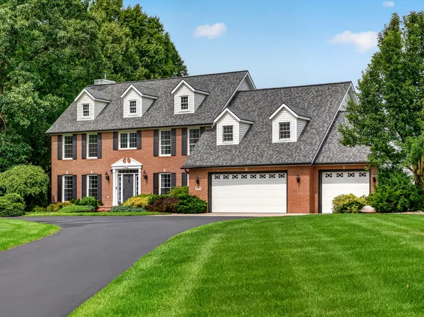 60625 Valley View Blvd, Mattawan, MI 49071