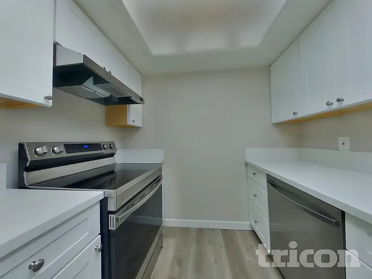1107 Nadene Dr — Photo 5
