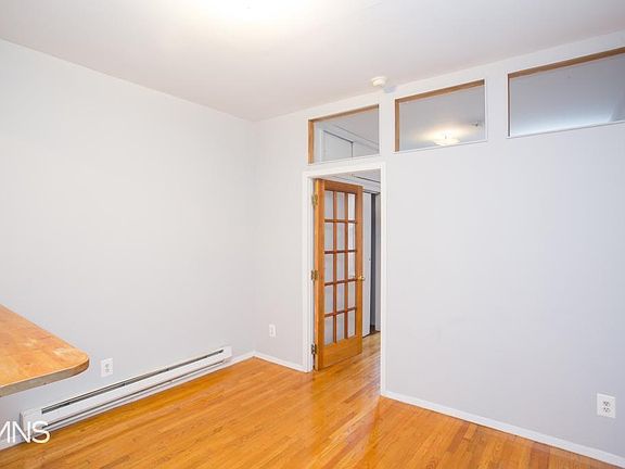 5th image of 332 W 49th St APT 2RW