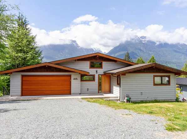 40427 Ayr Dr, Squamish, BC V8B 0P3