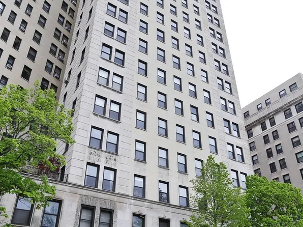 2000 N Lincoln Park W #802, Chicago, IL 60614