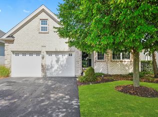 3858 Kingsmill Dr, Elgin, IL 60124