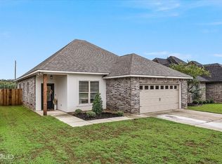 1928 Valdemar Pl, Bossier City, LA 71112