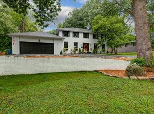 2307 S Catalina Ave, Springfield, MO 65804