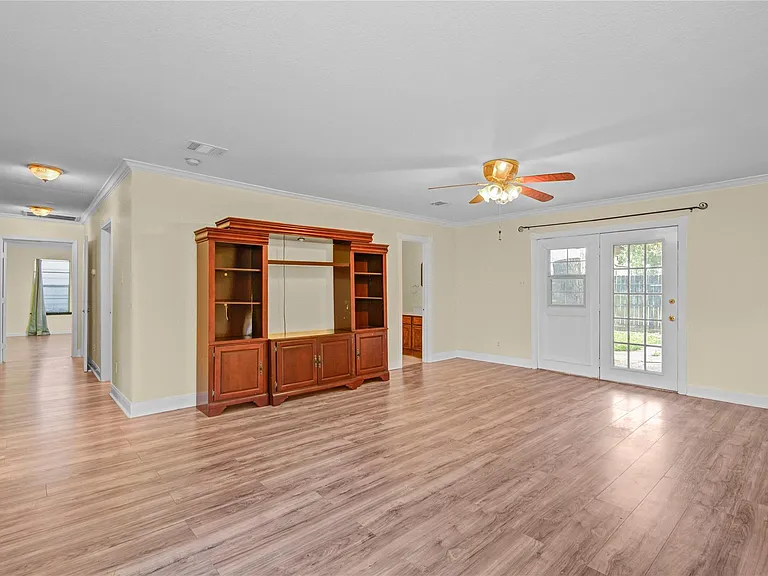 8565 Ridgepoint Dr — Photo 18