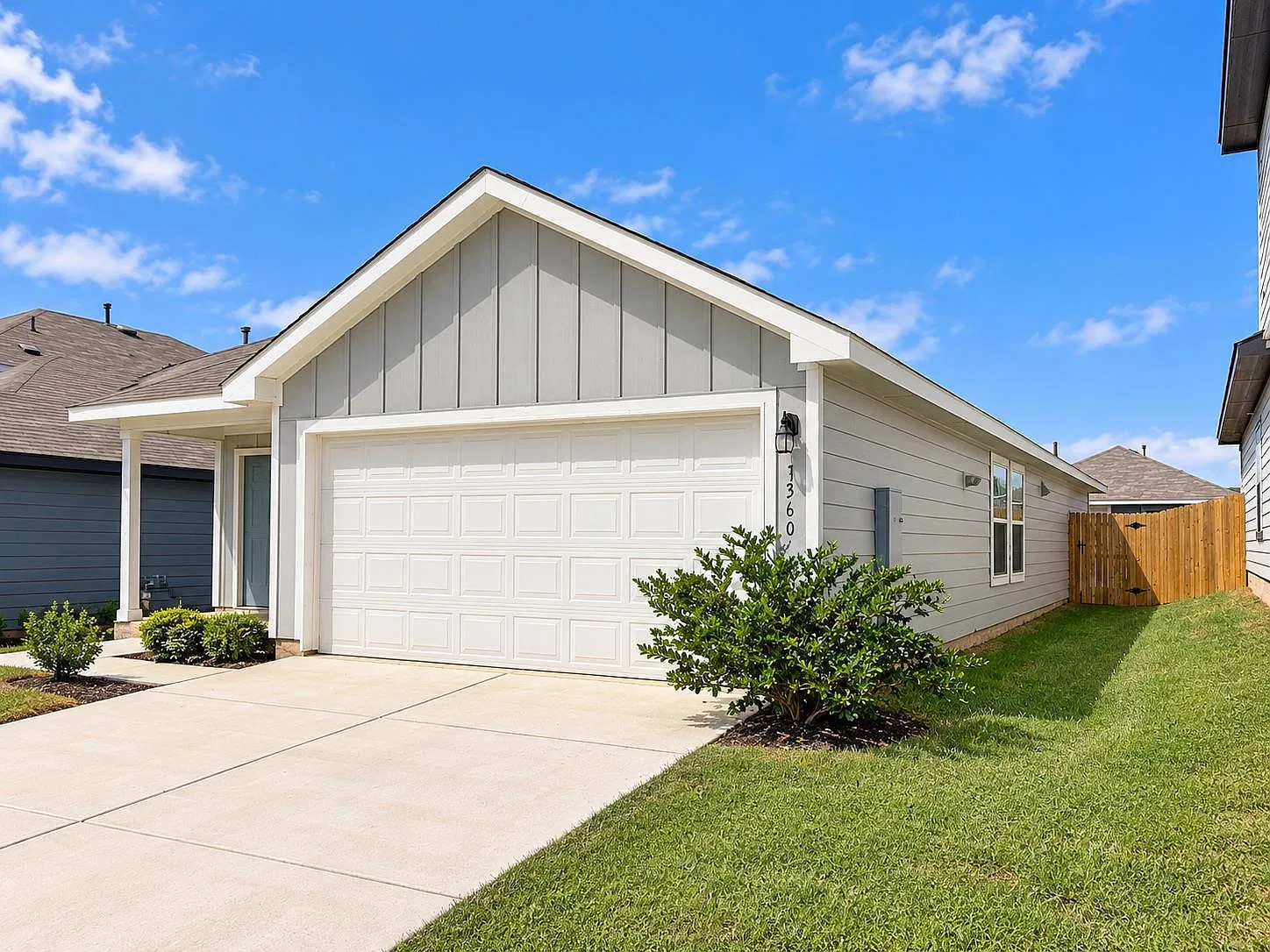 3 bed, 2.0 bath, 1481 sqft, $2,000 — Photo 3