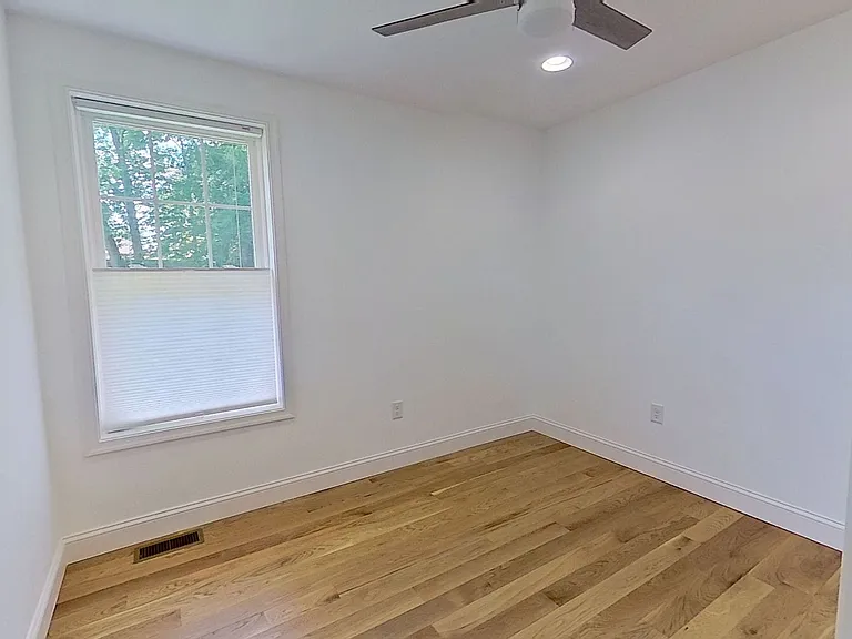 1443 W College Ave — Photo 6