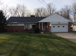 610 Meadowlane Dr, Richmond Heights, OH