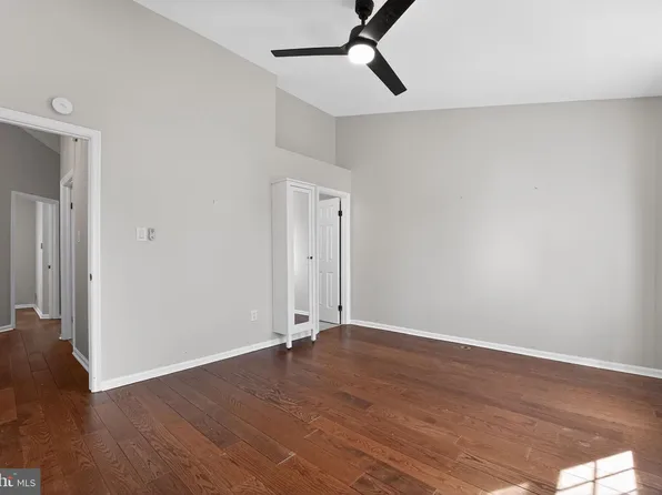 708 Suffield Dr, Gaithersburg, MD 20878