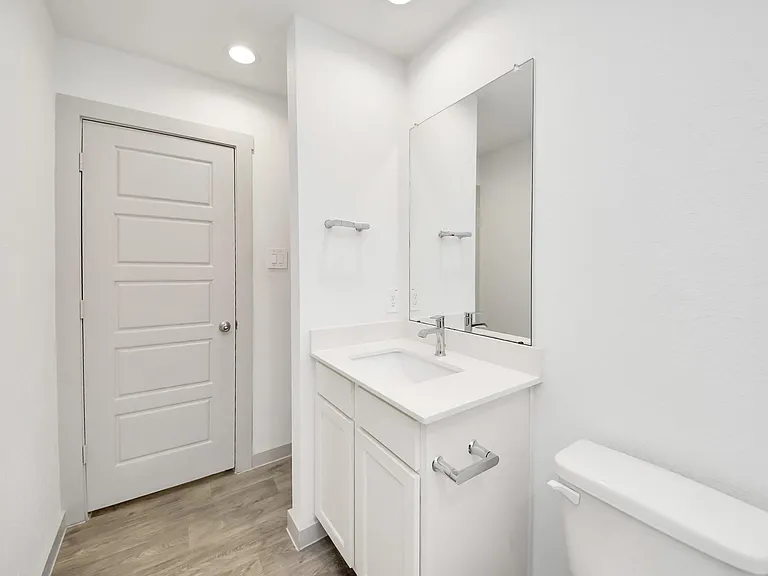 7803 Golden Rubia Ln — Photo 14