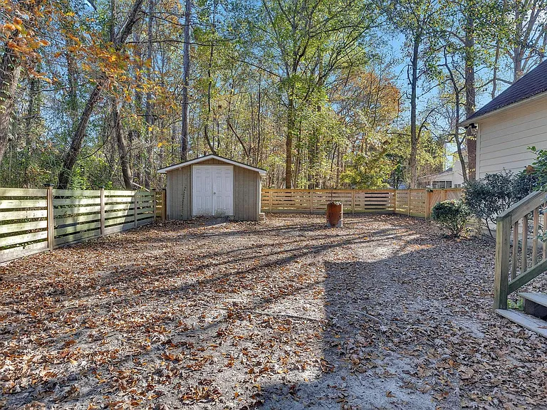 107 Dockside Dr — Photo 30